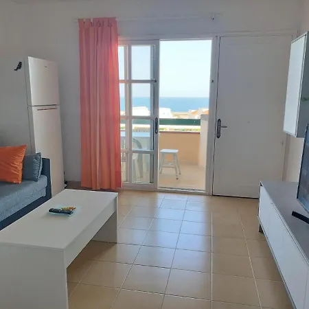 Sea View Bouganville 304 Apartmán